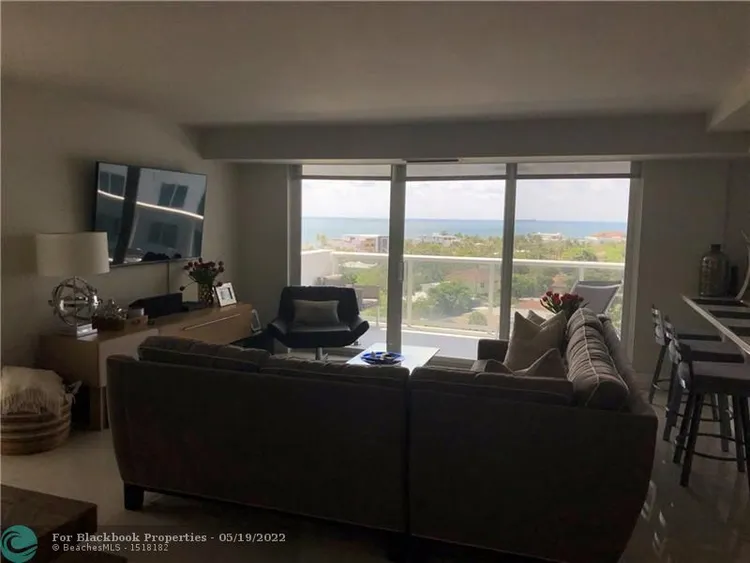 Vantage View #1001 image #8