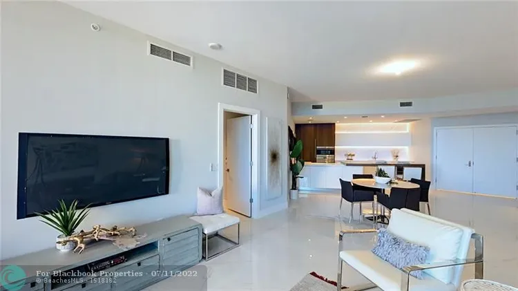 Paramount Fort Lauderdale #504 image #13