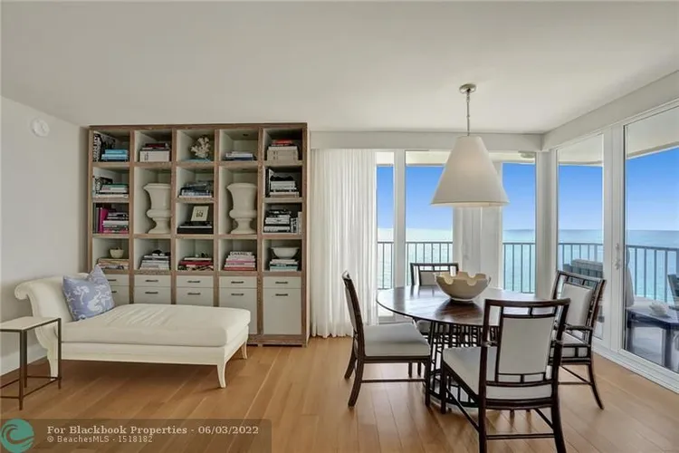 Plaza South #7P image #39