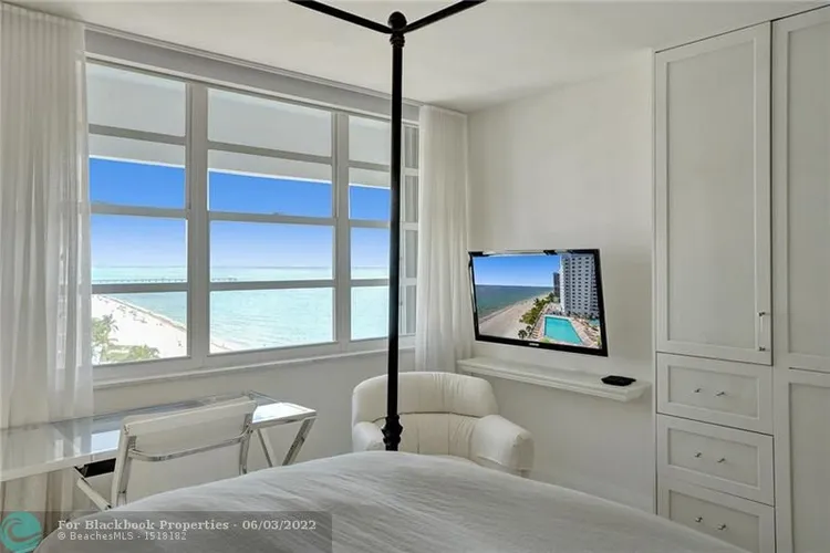 Plaza South #7P image #54