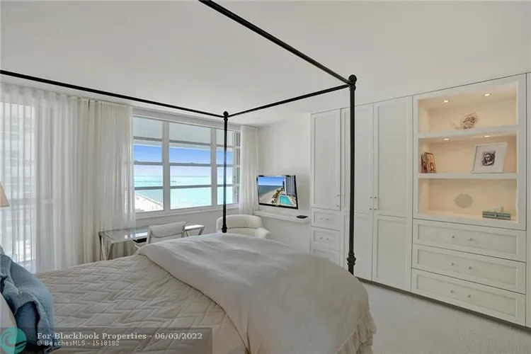 Plaza South #7P image #56