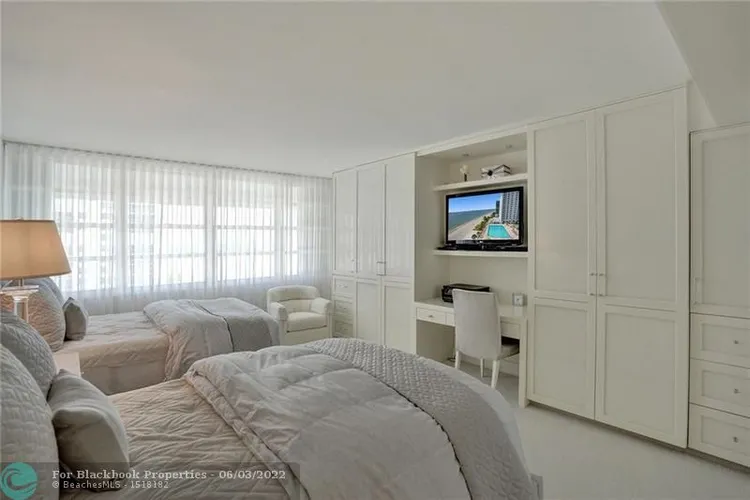 Plaza South #7P image #57