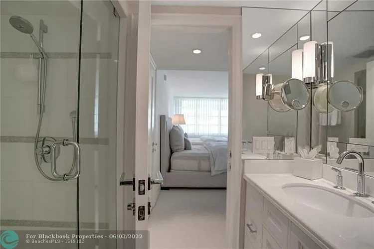 Plaza South #7P image #62