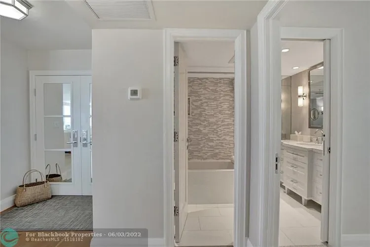 Plaza South #7P image #63