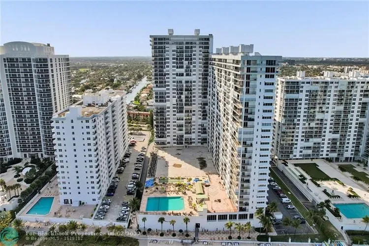 Plaza South #7P image #89