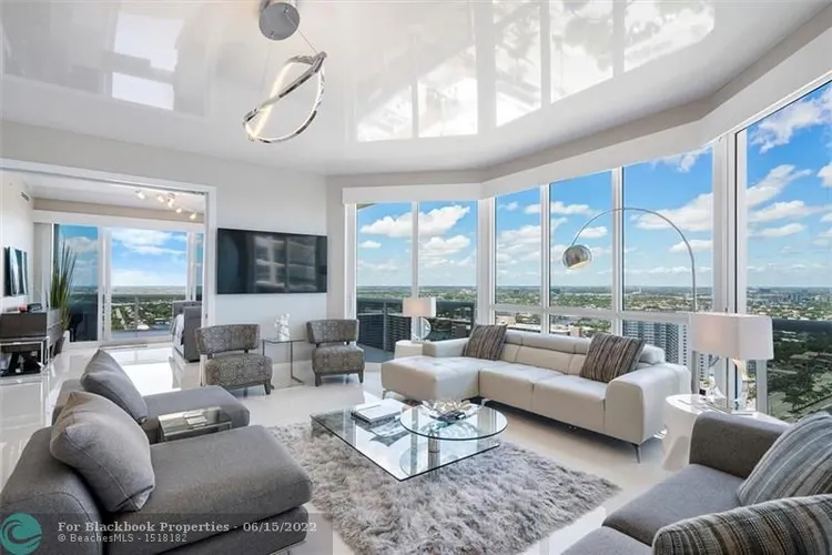 L'Hermitage South Tower #2601 image #10