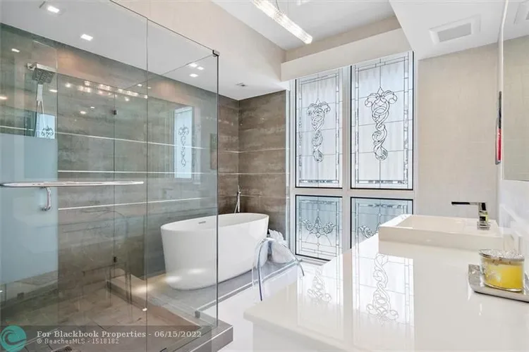 L'Hermitage South Tower #2601 image #19