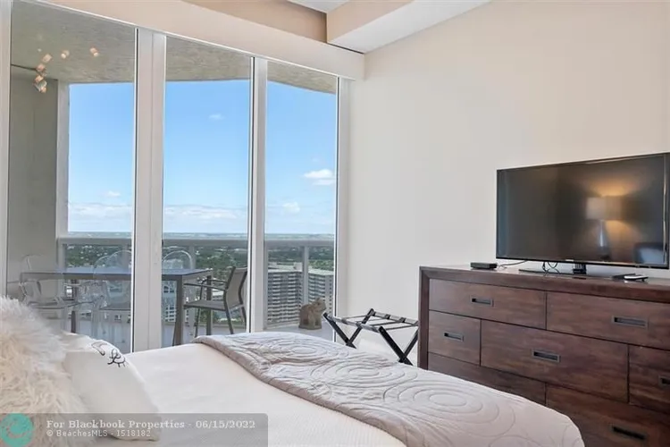 L'Hermitage South Tower #2601 image #24