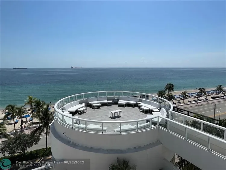 Hilton Q Club #1612 image #10