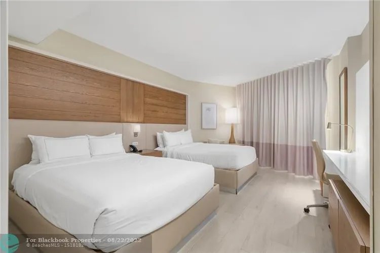 Hilton Q Club #1612 image #16