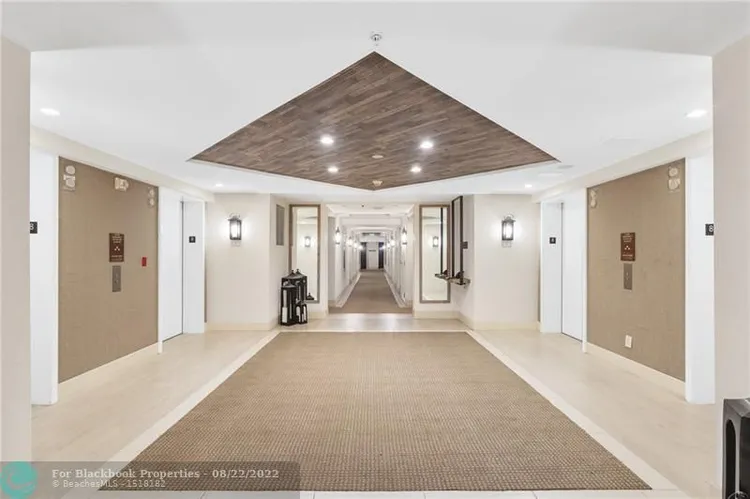 Hilton Q Club #1612 image #18