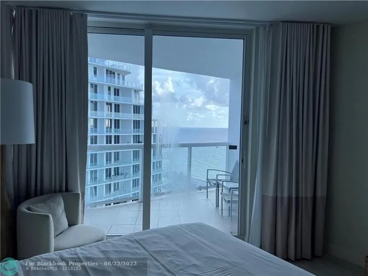 Hilton Q Club #1612 image #23