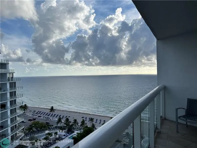 Hilton Q Club #1612 image #24