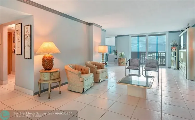 Prince George Condo #18A image #12