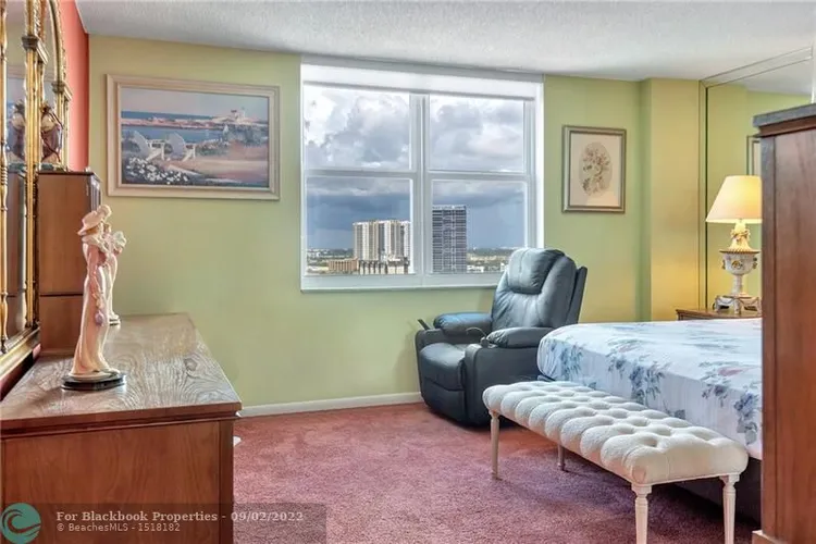 Prince George Condo #18A image #28