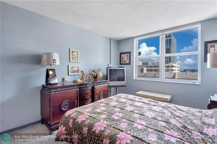 Prince George Condo #18A image #34