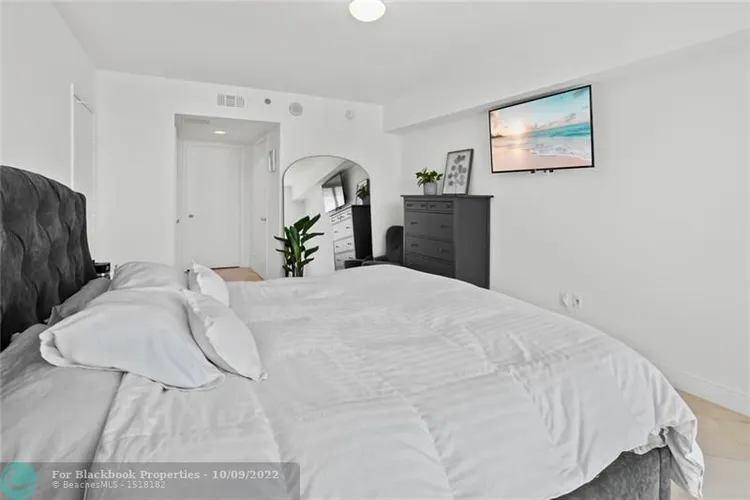 The Beach Club II #1503 image #14