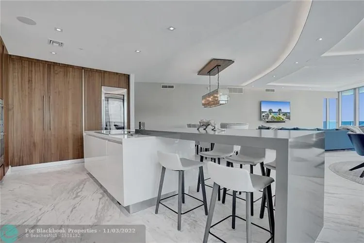 Paramount Fort Lauderdale #401 image #13