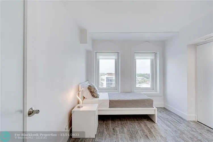 Roney Palace #926 image #21