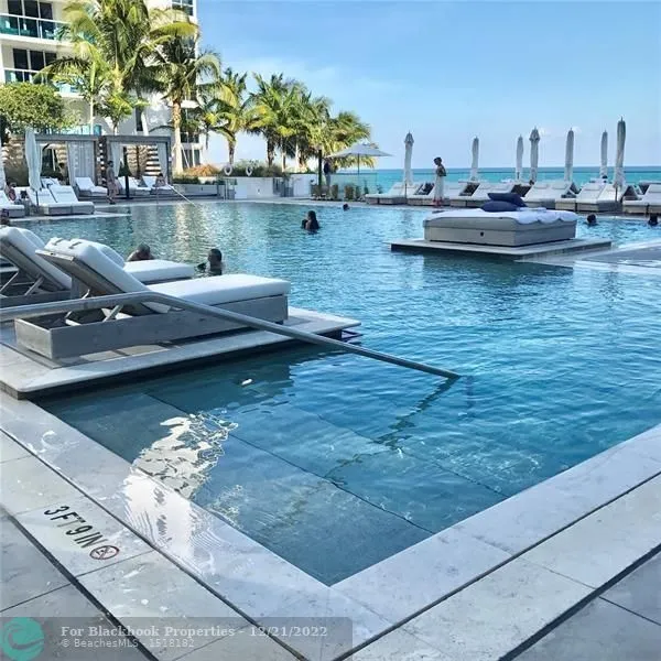 Roney Palace #926 image #31