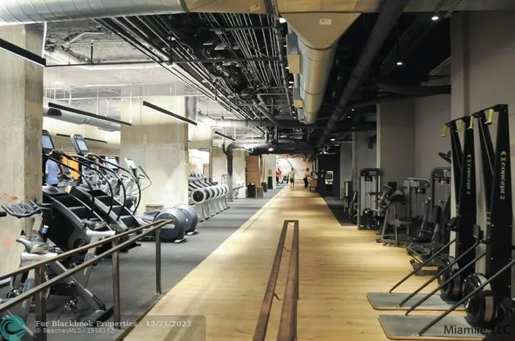 Roney Palace #926 image #36