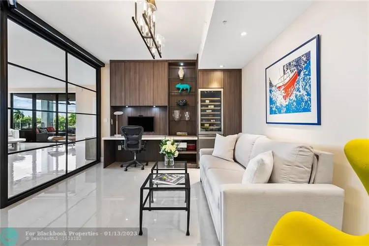 Harbors Edge #402 image #13