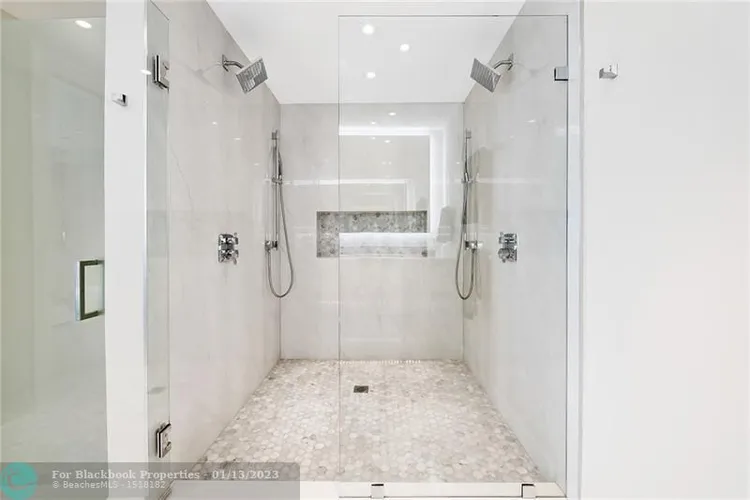 Harbors Edge #402 image #19