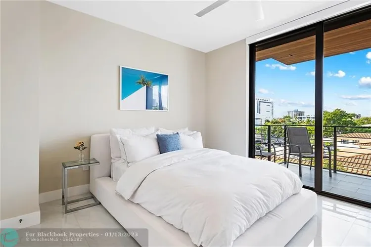 Harbors Edge #402 image #21