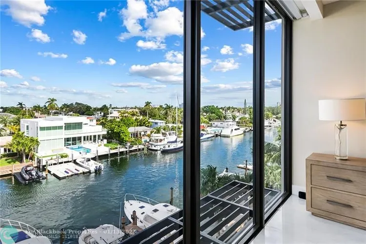 Harbors Edge #402 image #37