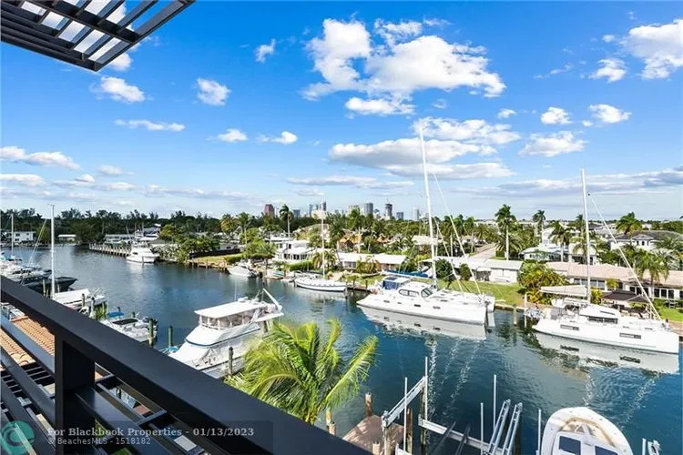 Harbors Edge #402 image #38