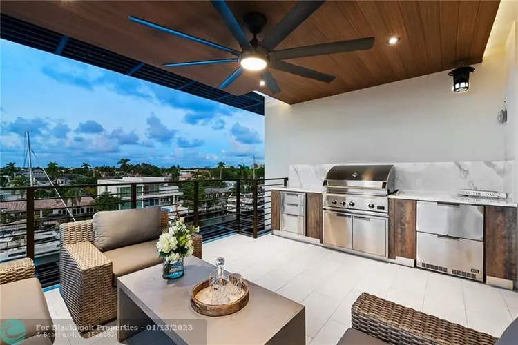 Harbors Edge #402 image #39