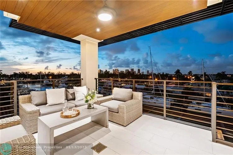 Harbors Edge #402 image #41