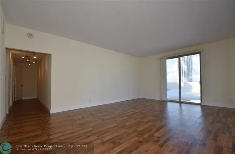 Prince George Condo #PH-C image #17