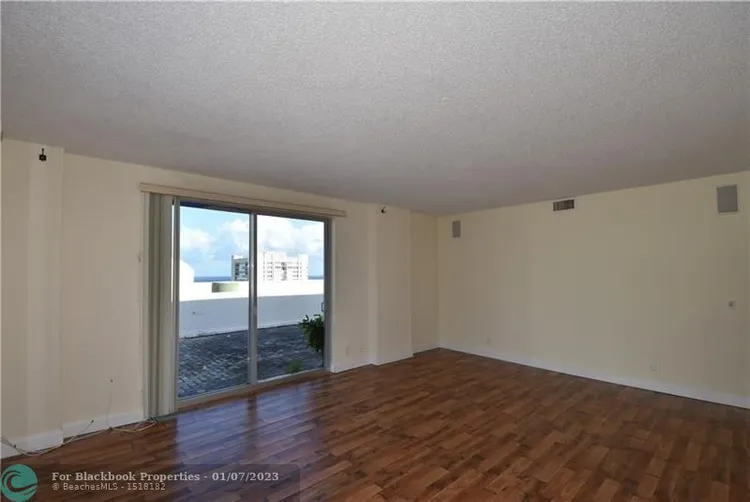 Prince George Condo #PH-C image #18