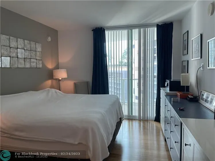 Emerald at Brickell #1202 image #7