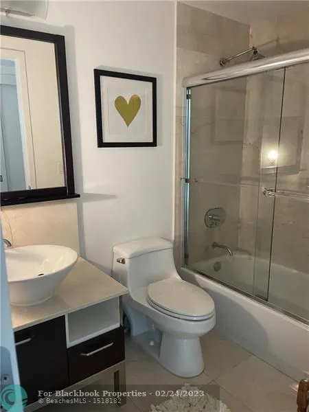 Emerald at Brickell #1202 image #8