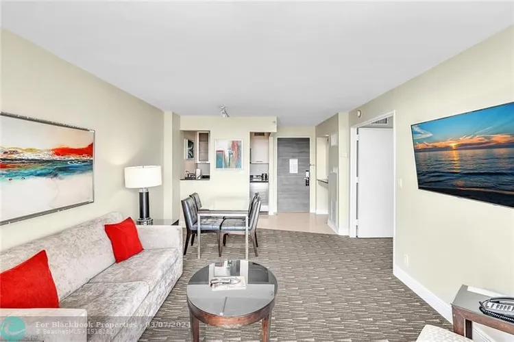 Gallery One DoubleTree #1224 image #16