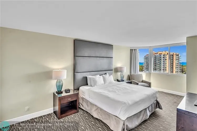 Gallery One DoubleTree #1224 image #18