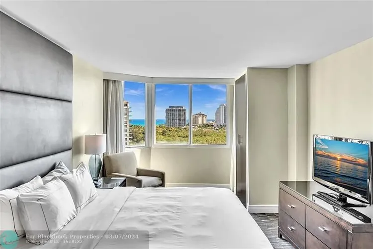 Gallery One DoubleTree #1224 image #19