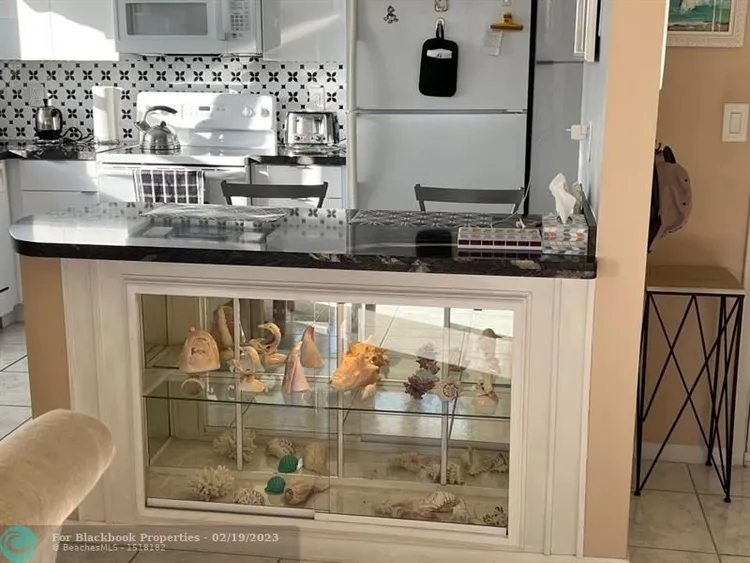 Imperial Towers #421 image #20