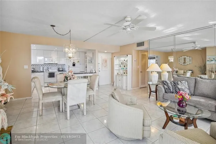 Imperial Towers #421 image #6