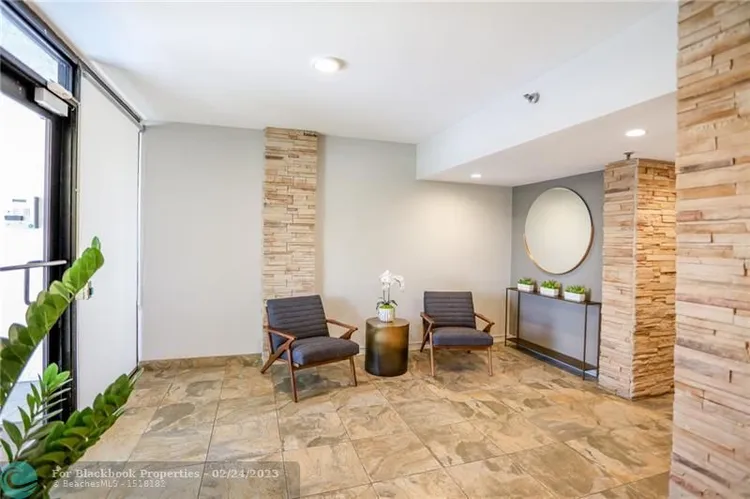 Everglades Club #901 image #18