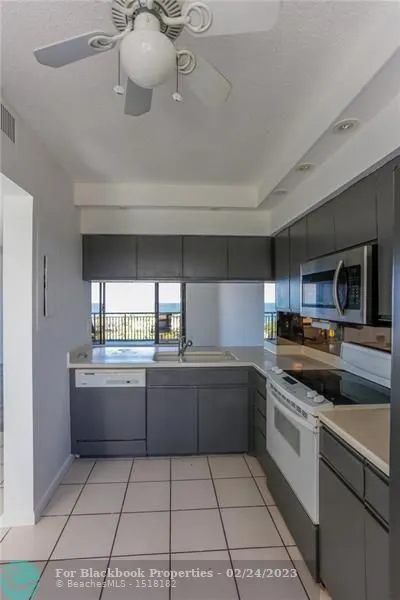 Everglades Club #901 image #9