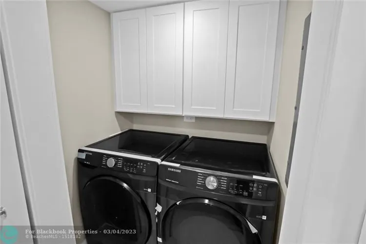 Southpoint Towers #1901N image #15