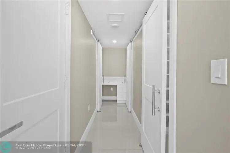 Southpoint Towers #1901N image #21