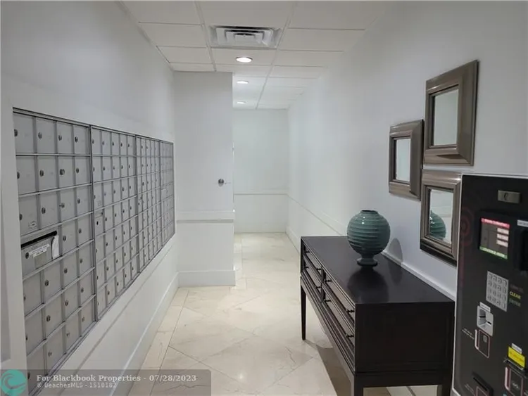 Royal Ambassador #1712 image #31