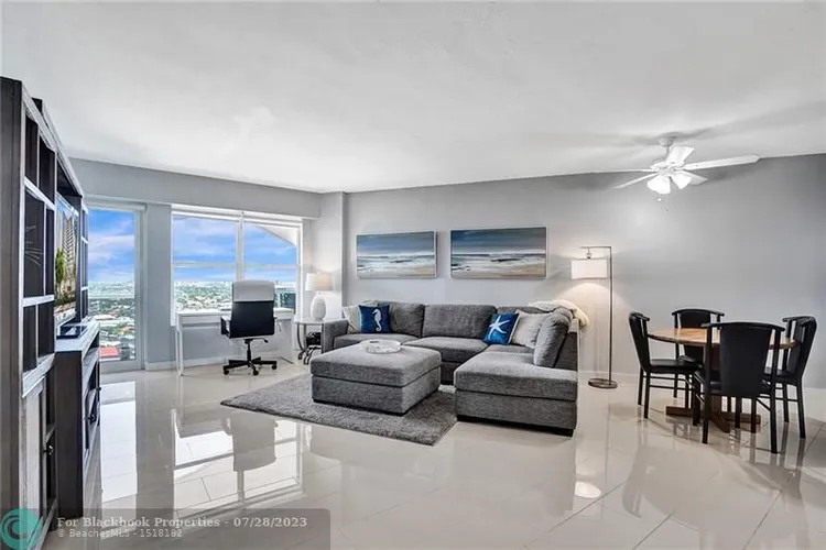 Royal Ambassador #1712 image #8