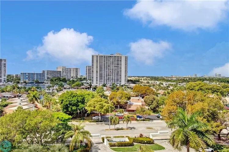 Towers of Oceanview East #925 image #21