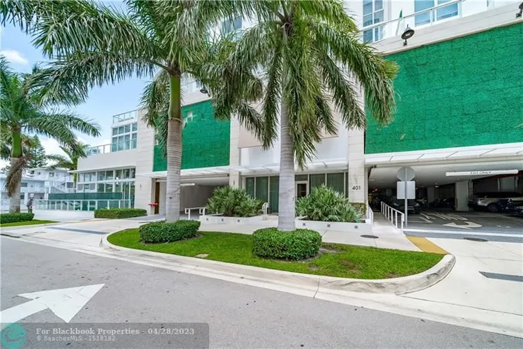 Tiffany House #610 image #43