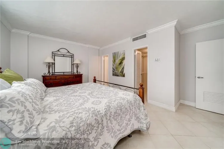 Galt Towers #14B image #14